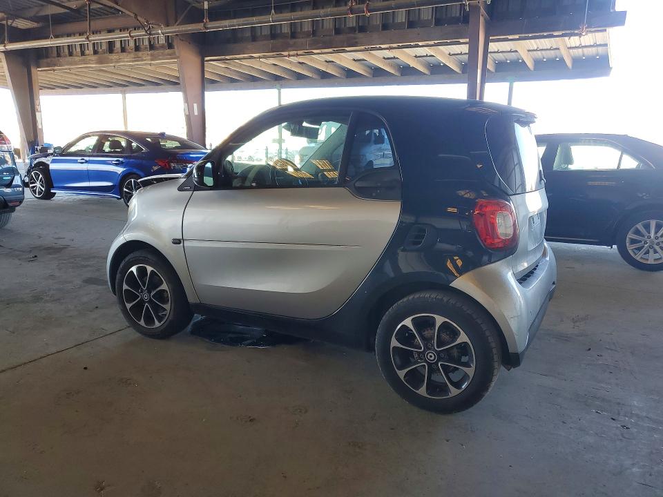 2016 Smart Fortwo VIN WMEFJ5DA5GK048147 COPART salvage auction — FRONT END, Ca - Salvage Certificate, sold $15 on 2026-07-27 (photo 2)