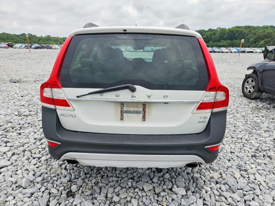 2016 Volvo Xc70 VIN YV4612NK4G1241395 COPART salvage auction — MINOR DENT/SCRATCHES, GA - CERTIFICATE OF TITLE, sold $275 on 2026-07-28 (photo 6)