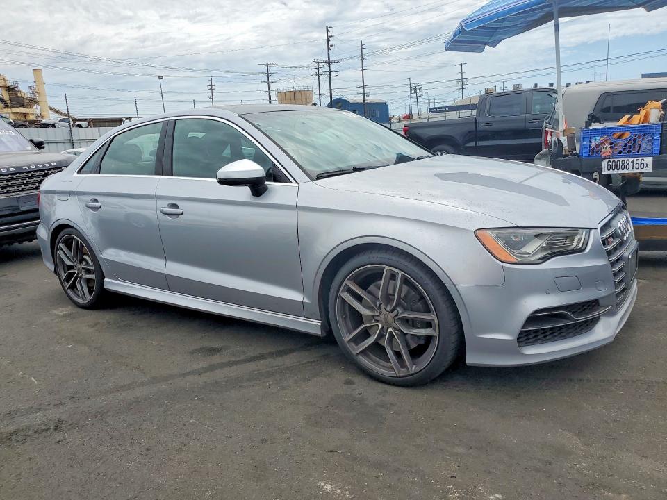 2015 Audi A3 VIN WAUBFGFF3F1134836 COPART salvage auction — MINOR DENT/SCRATCHES, Ca - Dis/Dlr/Exp Only Clean Title, sold $3,800 on 2026-07-27 (photo 4)