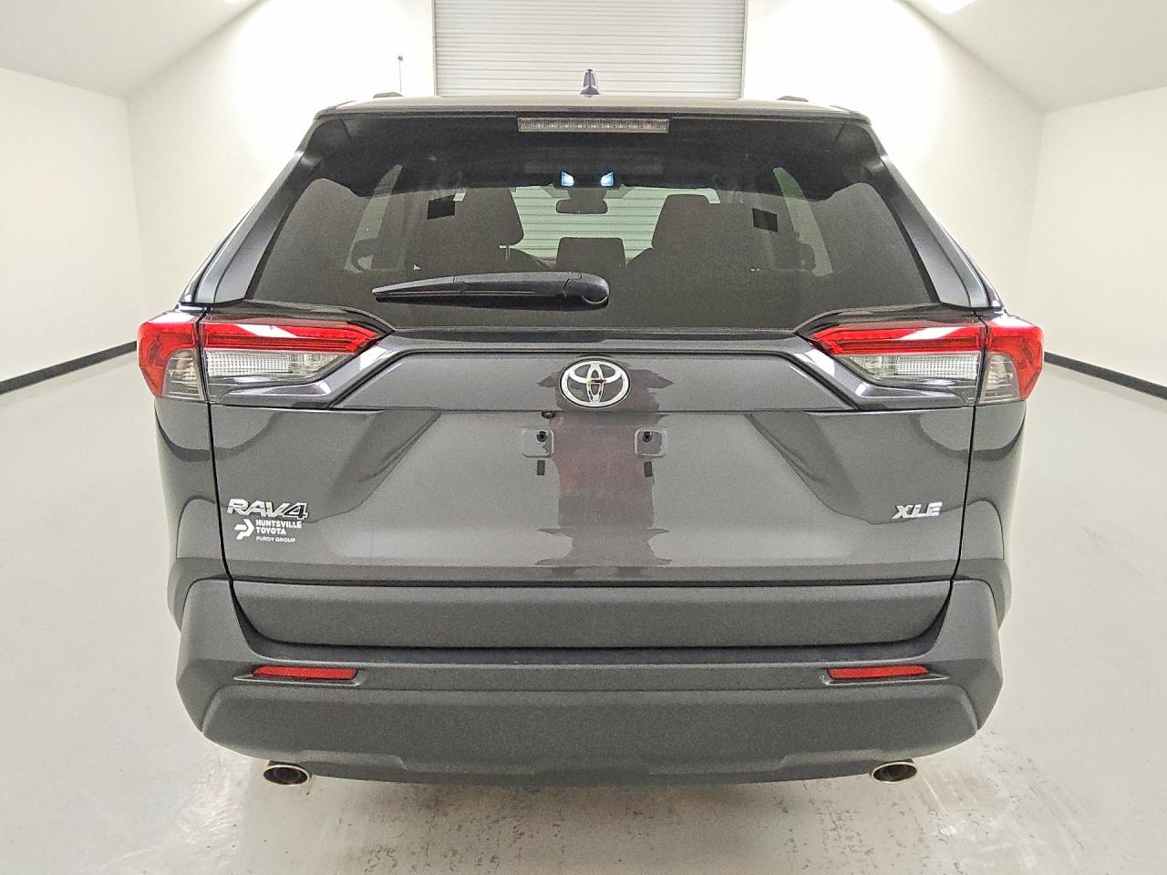 2024 Toyota RAV4 VIN 2T3W1RFV4RW337598 COPART salvage auction — Minor Dent/Scratches, TX - CERTIFICATE OF TITLE, sold $23,250 on 2026-08-20 (photo 6)