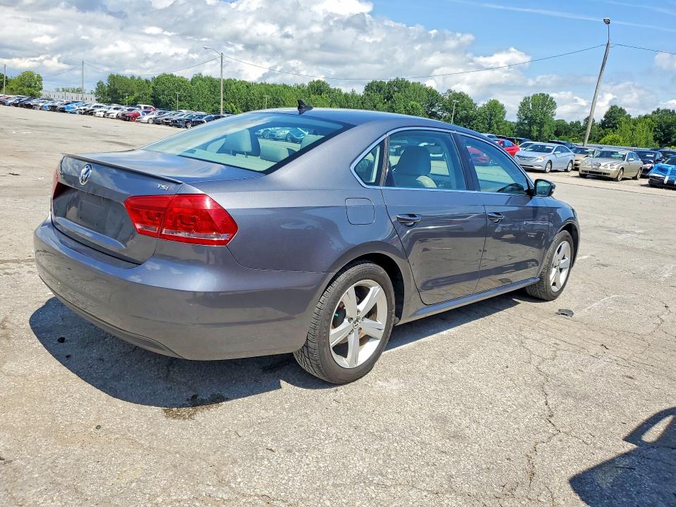 2015 Volkswagen Passat VIN 1VWAS7A37FC119250 COPART salvage auction — FRONT END, Ky - Cert Of Title-Salvage, sold $275 on 2026-07-30 (photo 3)