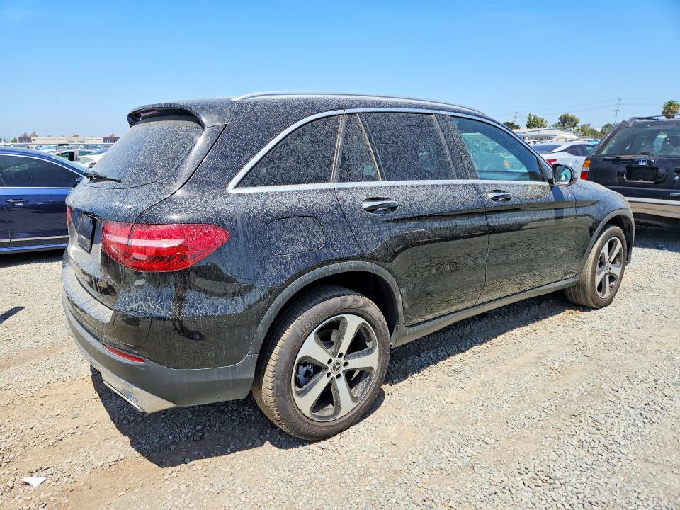 2019 Mercedes-benz Glc VIN WDC0G5EB4KF563338 COPART salvage auction — MINOR DENT/SCRATCHES, Ca - Dis/Dlr/Exp Only Clean Title (P), sold $9,700 on 2026-08-03 (photo 3)