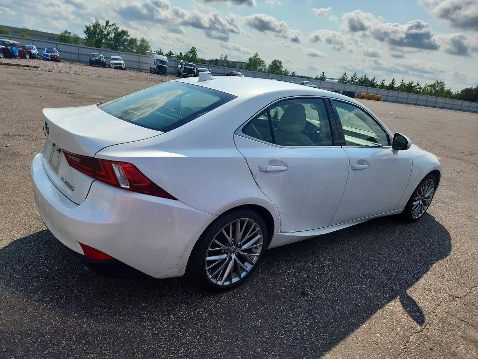 2014 Lexus VIN JTHCF1D23E5012830 COPART salvage auction — MINOR DENT/SCRATCHES, Mn - Certificate Of Title, sold $5,200 on 2026-07-07 (photo 3)