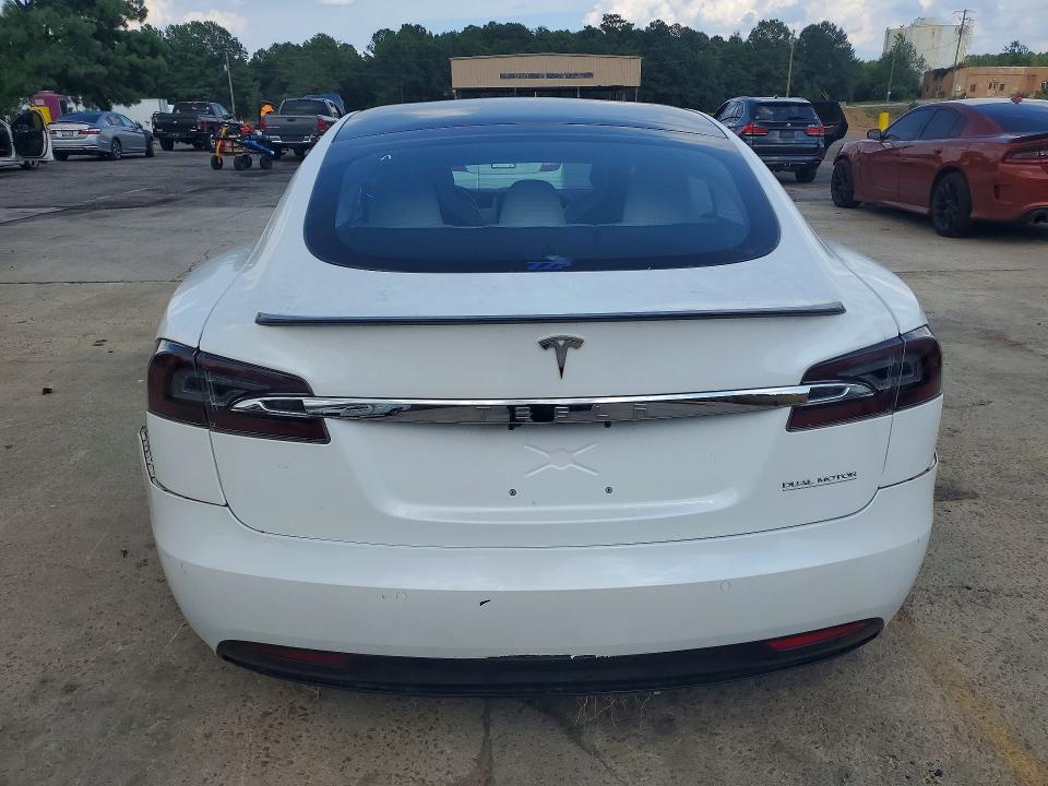 2019 Tesla Model s VIN 5YJSA1E40KF330376 COPART salvage auction — MINOR DENT/SCRATCHES, SC - CERTIFICATE OF TITLE (P), sold $9,800 on 2026-07-24 (photo 6)