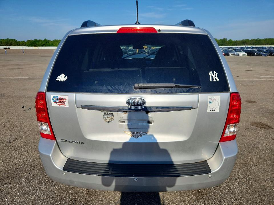 2012 Kia SEDONA VIN KNDMG4C70C6498294 COPART salvage auction — FRONT END, NY - MV-907A SALVAGE CERTIFICATE, sold $575 on 2026-07-20 (photo 6)
