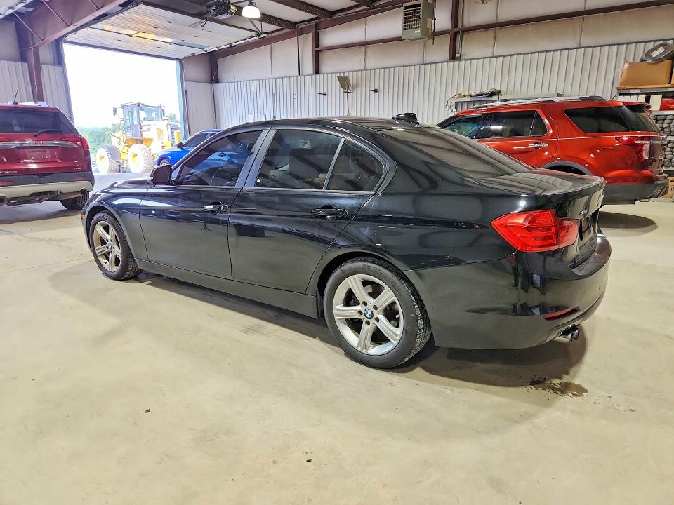 2013 BMW 3er VIN WBA3B5C5XDF592048 COPART salvage auction — SIDE, Pa - Certificate Of Salvage, sold $1,500 on 2026-08-21 (photo 2)