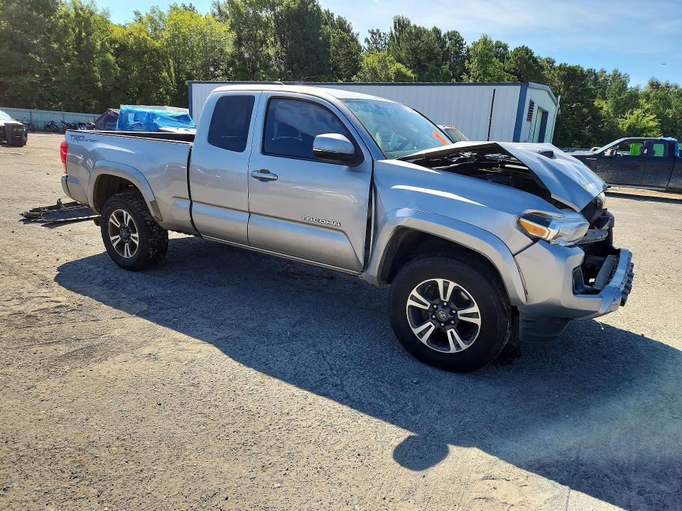 2016 Toyota Tacoma VIN 5TFRZ5CN0GX015830 COPART salvage auction — FRONT END, LA - CERT OF TITLE-SALVAGE, sold $3,250 on 2026-07-23 (photo 4)