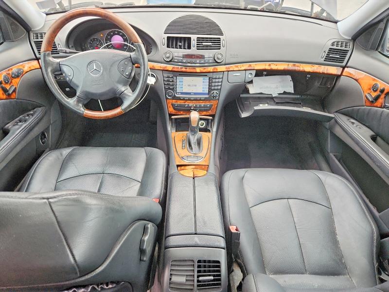 2004 Mercedes-benz E-klasse VIN WDBUF70J84A412764 COPART salvage auction — WATER/FLOOD, Tn - Salvage Cert-Water Damage, sold $650 on 2026-08-10 (photo 8)