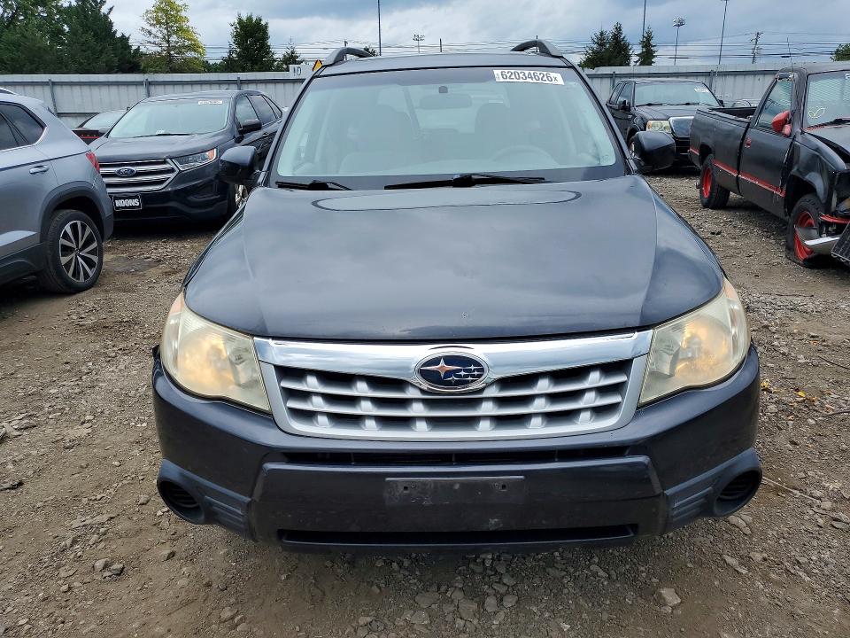 2013 Subaru Forester VIN JF2SHACC0DH443383 COPART salvage auction — REAR END, Md - Certificate Of Title (P), sold $1,950 on 2026-07-27 (photo 5)