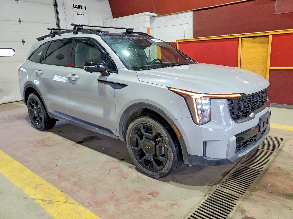 2024 Kia Sorento VIN 5XYRKDJF1RG300309 COPART salvage auction — MINOR DENT/SCRATCHES, NY - CERTIFICATE OF TITLE, sold $1,200 on 2026-07-28 (photo 4)