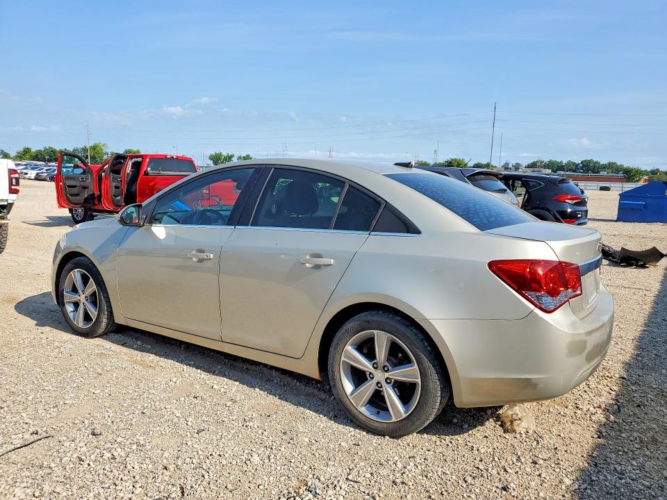 2013 Chevrolet Cruze VIN 1G1PE5SB1D7312104 COPART salvage auction — MINOR DENT/SCRATCHES, IA - CERT OF TITLE-PRIOR SALVAGE, sold $708 on 2026-07-28 (photo 2)