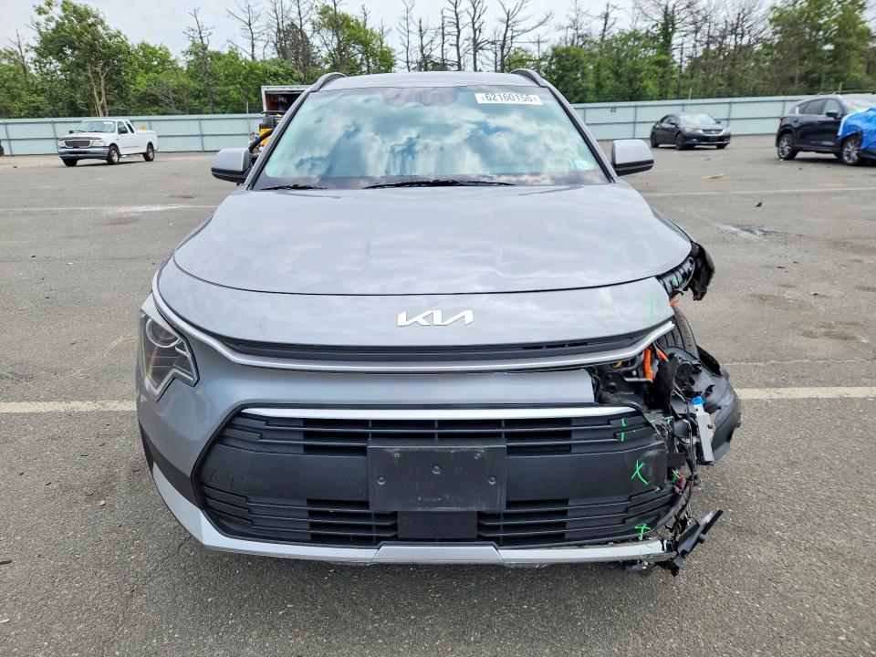 2024 Kia Niro VIN KNDCS3LFXR5140338 COPART salvage auction — FRONT END, Ny - Mv-907A Salvage Certificate, sold $10,200 on 2026-08-21 (photo 5)