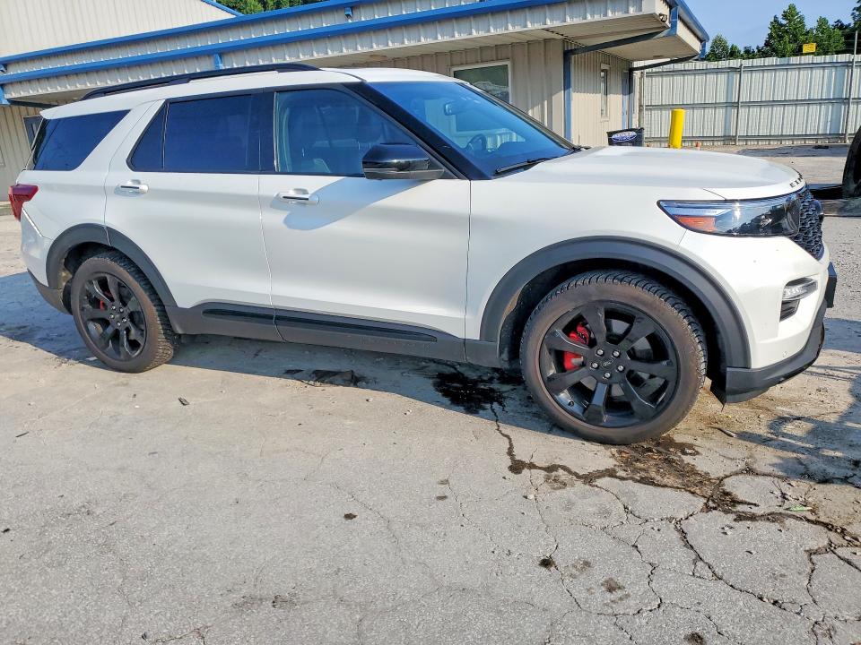 2022 Ford Explorer VIN 1FM5K8GC5NGB91746 COPART salvage auction — REAR END, Wv - Salvage Certificate, sold $11,700 on 2026-07-30 (photo 4)