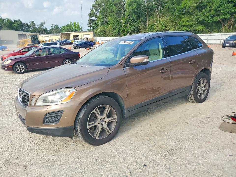 2013 Volvo Xc60 VIN YV4902DZ6D2369626 COPART salvage auction — REAR END, Nc - Salvage Certificate Of Title, sold $1,500 on 2026-07-31 (photo 1)