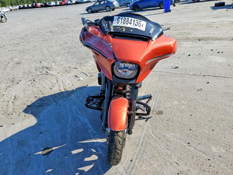 2024 Harley-davidson Flhx VIN 1HD1KB711RB617898 COPART salvage auction — ALL OVER, Pa - Certificate Of Salvage, sold $9,000 on 2026-08-26 (photo 2)