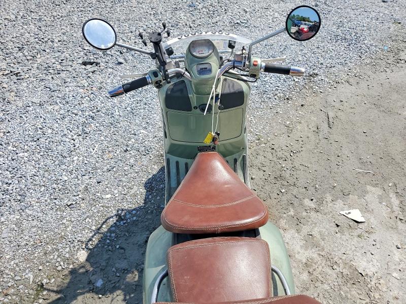 2007 Vespa 250cc VIN ZAPM459L575501185 COPART salvage auction — MINOR DENT/SCRATCHES, Va - Certificate Of Title, sold $475 on 2026-07-31 (photo 6)