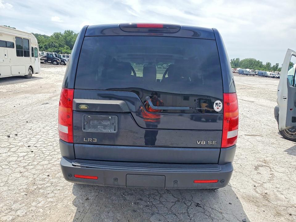 2005 Land rover Lr3 VIN SALAE25405A320099 COPART salvage auction — MINOR DENT/SCRATCHES, MO - DEALER ONLY CLEAN TITLE, sold $500 on 2026-07-14 (photo 6)