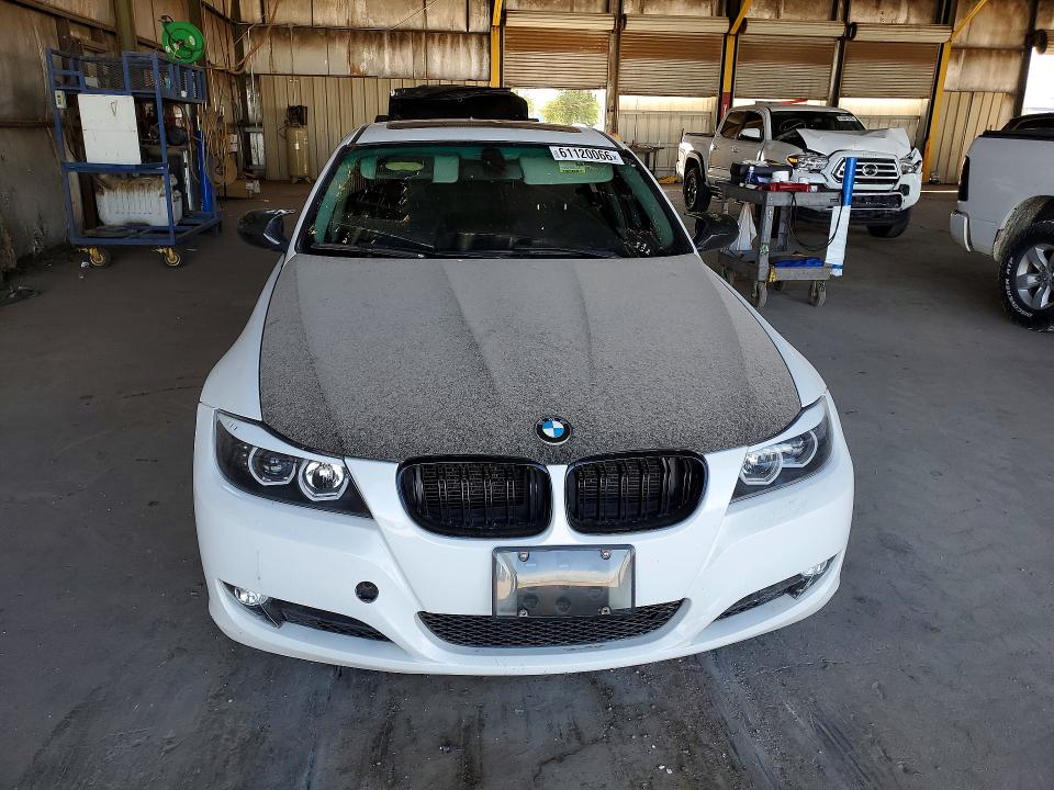 2011 BMW 3 series VIN WBAPH5G53BNM76431 COPART salvage auction — MINOR DENT/SCRATCHES, Az - Certificate Of Title (P), sold $500 on 2026-07-27 (photo 5)