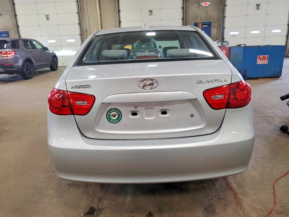 2009 Hyundai Elantra VIN KMHDU46D19U688843 COPART salvage auction — MINOR DENT/SCRATCHES, MN - CERT OF TITLE-PRIOR SALVAGE, sold $300 on 2026-07-21 (photo 6)