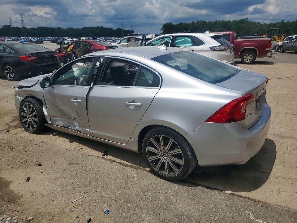 2015 Volvo S60 VIN YV149MFK7F1340217 COPART salvage auction — SIDE, Tn - Salvage Certificate, sold $2,100 on 2026-08-06 (photo 2)