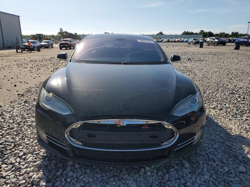2013 Tesla VIN 5YJSA1CN7DFP12290 COPART salvage auction — MINOR DENT/SCRATCHES, MT - CERTIFICATE OF TITLE, sold $3,750 on 2026-07-27 (photo 5)