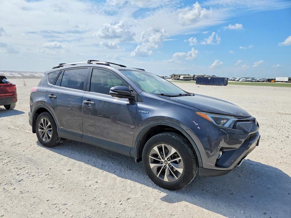2018 Toyota Rav 4 VIN JTMRJREV9JD158926 COPART salvage auction — REAR END, Salvage Title, sold $550 on 2026-07-23 (photo 4)