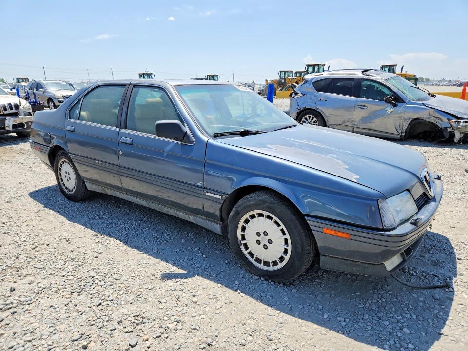 1991 Alfa romeo 164 VIN ZAREA43L5M6186854 COPART salvage auction — FRONT END, CO - DIS/DLR/EXP ONLY CLEAN TITLE, sold $275 on 2026-08-06 (photo 4)