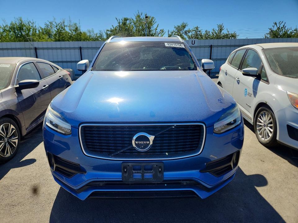 2016 Volvo Xc90 VIN YV4A22PM9G1042218 COPART salvage auction — MINOR DENT/SCRATCHES, Ca - Dis/Dlr/Exp Only Clean Title, sold $4,600 on 2026-08-17 (photo 5)