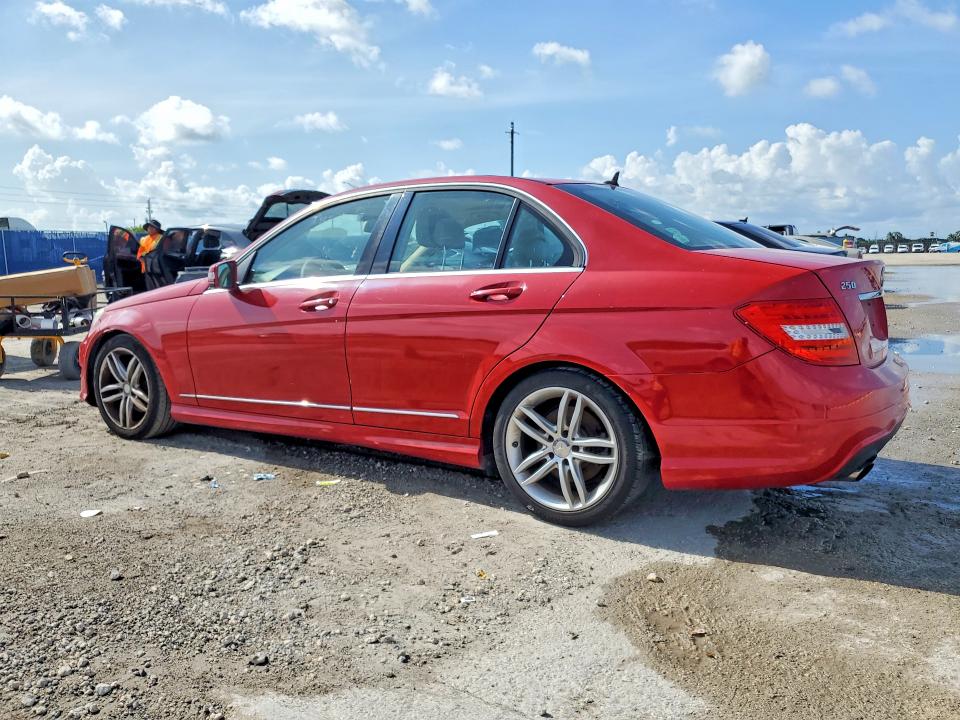 2014 Mercedes-benz C-klasse VIN WDDGF4HB6ER307790 COPART salvage auction — MINOR DENT/SCRATCHES, Fl - Certificate Of Title (P), sold $1,800 on 2026-08-12 (photo 2)