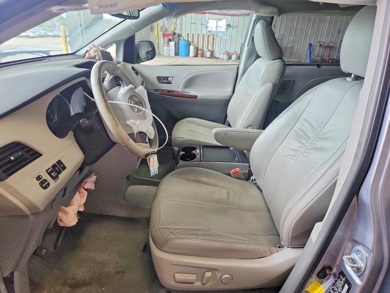 2011 Toyota Sienna VIN 5TDDK3DC6BS029911 COPART salvage auction — FRONT END, WI - CERT OF TITLE-SALVAGE VEHICLE, sold $1,650 on 2026-07-27 (photo 7)