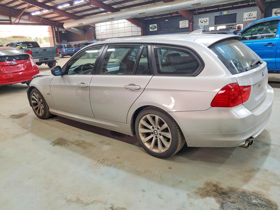 2012 BMW 3er VIN WBAUU3C51CA951317 COPART salvage auction — FRONT END, CT - CERT OF TITLE-PARTS ONLY SALVA, sold $625 on 2026-07-30 (photo 2)
