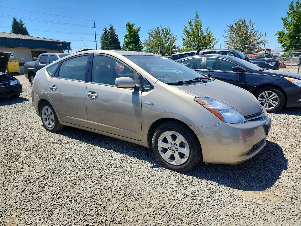 2007 Toyota Prius VIN JTDKB20U177686195 COPART salvage auction — MECHANICAL, Or - Certificate Of Title, sold $350 on 2026-07-28 (photo 4)