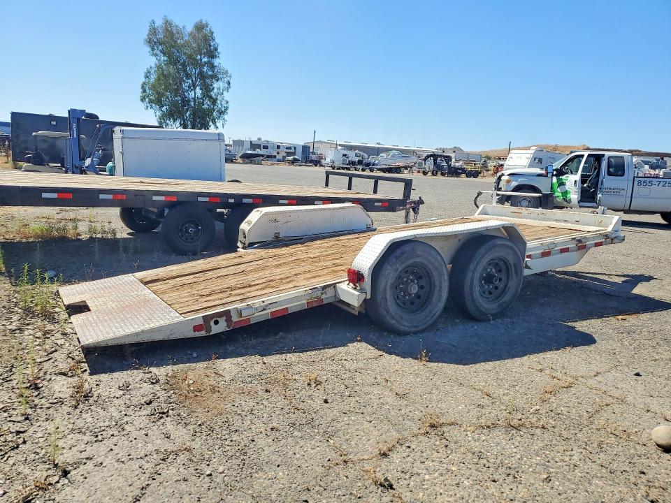 2019 Big tex Unknown VIN 16VFX1822K4081262 COPART salvage auction — UNDERCARRIAGE, CA - SALVAGE CERTIFICATE, sold $1,500 on 2026-10-08 (photo 3)