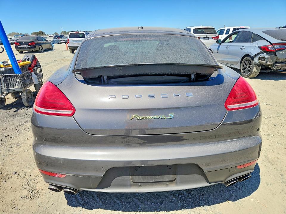 2015 Porsche Panamera VIN WP0AD2A76FL040283 COPART salvage auction — REAR END, Ca - Dis/Dlr/Exp Only Clean Title, sold $15 on 2026-07-28 (photo 6)