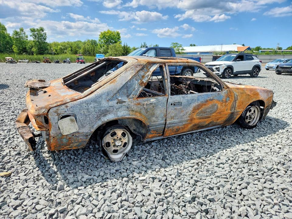 1985 Ford Mustang VIN 1FABP28M8FF182016 COPART salvage auction — BURN, Oh - Bill Of Sale-Parts Only, sold $275 on 2026-08-03 (photo 3)