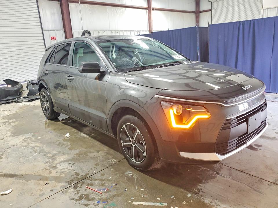 2026 Kia Niro VIN KNDCP3LE0T5322811 COPART salvage auction — REAR END, MO - CERTIFICATE OF TITLE, sold $1,300 on 2026-07-27 (photo 4)