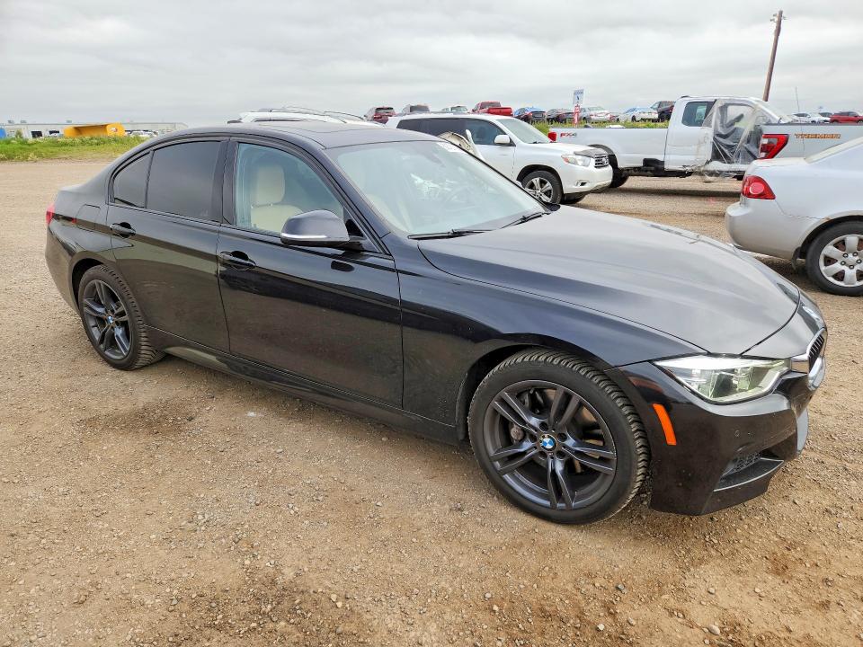 2018 BMW 3er VIN WBA8D9G55JNU70281 COPART salvage auction — NORMAL WEAR, AB - OOP - ACTIVE, sold $23,000 on 2026-07-29 (photo 4)