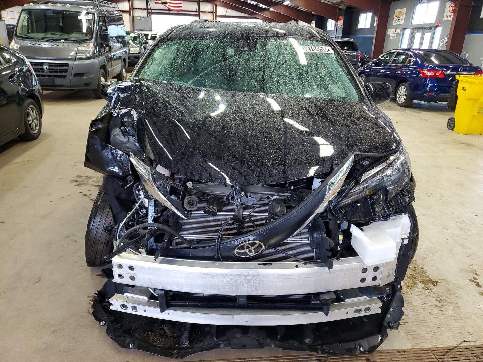 2026 Toyota Sienna VIN 5TDYRKEC0TS293021 COPART salvage auction — FRONT END, FL - CERT OF TITLE SLVG REBUILDABLE (P), sold $14,300 on 2026-07-08 (photo 5)
