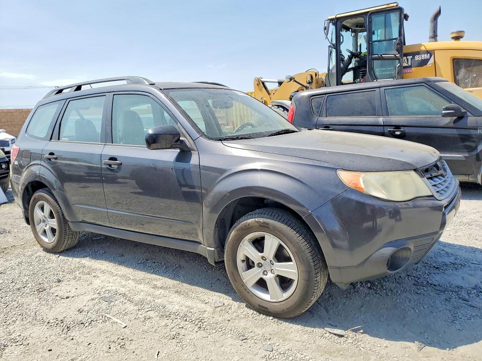 2013 Subaru Forester VIN JF2SHABCXDH421165 COPART salvage auction — MECHANICAL, Ca - Dis/Dlr/Exp Only Clean Title, sold $300 on 2026-07-29 (photo 4)