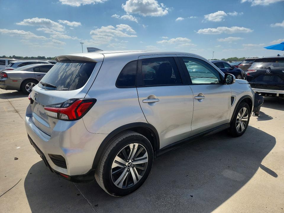 2020 Mitsubishi Outlander VIN JA4AR3AU4LU029165 COPART salvage auction — NORMAL WEAR, Tx - Certificate Of Title, sold $3,800 on 2026-08-01 (photo 3)