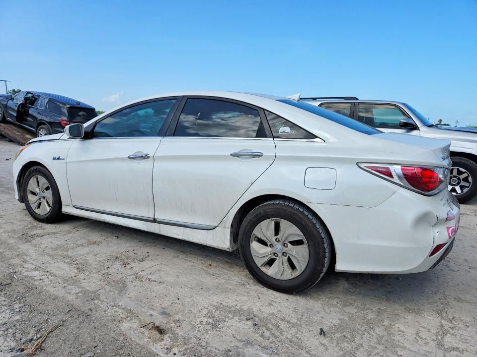2015 Hyundai VIN KMHEC4A47FA123895 COPART salvage auction — MECHANICAL, Mt - Certificate Of Title, sold $325 on 2026-07-28 (photo 2)