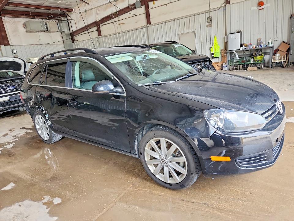 2014 Volkswagen Jetta VIN 3VWPL7AJ4EM618266 COPART salvage auction — REAR END, WI - CERTIFICATE OF TITLE, sold $425 on 2026-08-03 (photo 4)