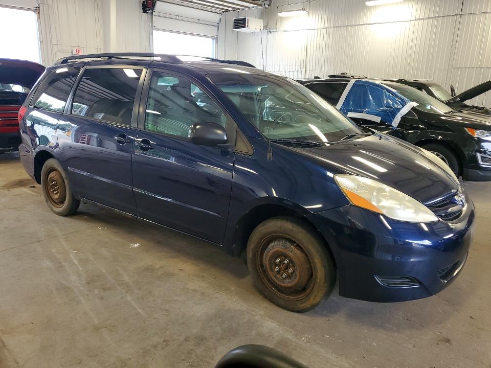 2006 Toyota Sienna VIN 5TDZA23C96S561941 COPART salvage auction — UNDERCARRIAGE, Mn - Certificate Of Title, sold $225 on 2026-07-28 (photo 4)