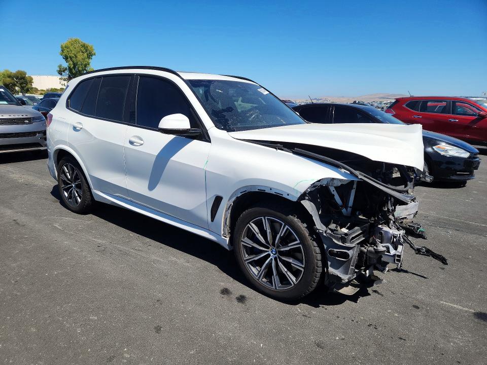 2020 BMW X5 VIN 5UXCR6C09L9B65919 COPART salvage auction — FRONT END, CA - SALVAGE CERTIFICATE, sold $15,700 on 2026-07-20 (photo 4)