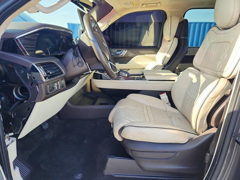 2023 Lincoln Navigator VIN 5LMJJ2TG3PEL15886 COPART salvage auction — REAR END, Fl - Cert Of Title Slvg Rebuildable, sold $33,000 on 2026-07-28 (photo 7)