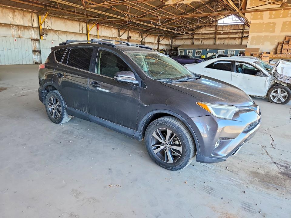 2017 Toyota Rav 4 VIN JTMRFREV5HD214548 COPART salvage auction — MINOR DENT/SCRATCHES, AZ - CERT OF TITLE-RESTORED SALVAGE, sold $4,500 on 2026-07-27 (photo 4)