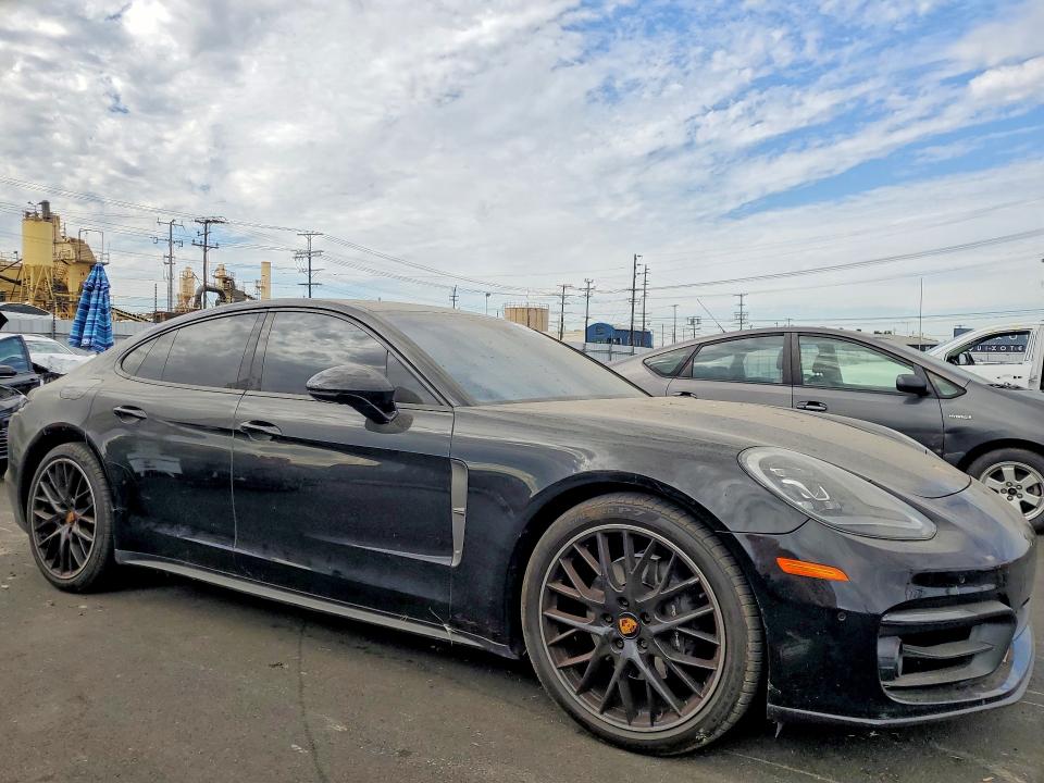 2023 Porsche Panamera VIN WP0AJ2A79PL103581 COPART salvage auction — MINOR DENT/SCRATCHES, CA - DIS/DLR/EXP ONLY CLEAN TITLE, sold $30,000 on 2026-07-29 (photo 4)