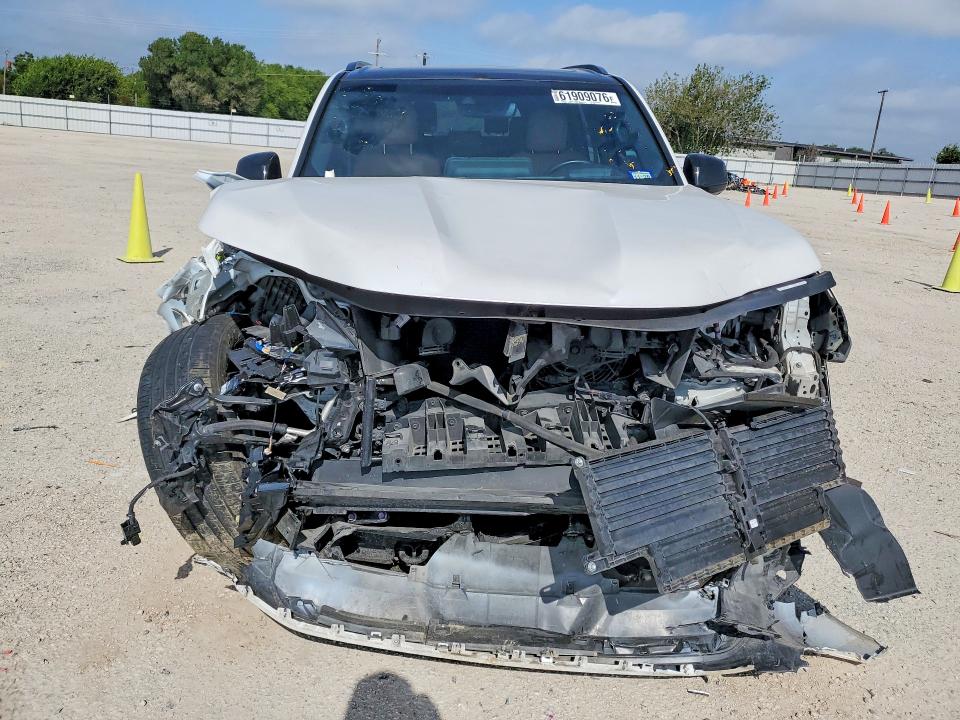 2022 Lexus Lx VIN JTJGB7CX0N4013063 COPART salvage auction — FRONT END, Tx - Salvage Vehicle Title, sold $59,500 on 2026-09-03 (photo 5)
