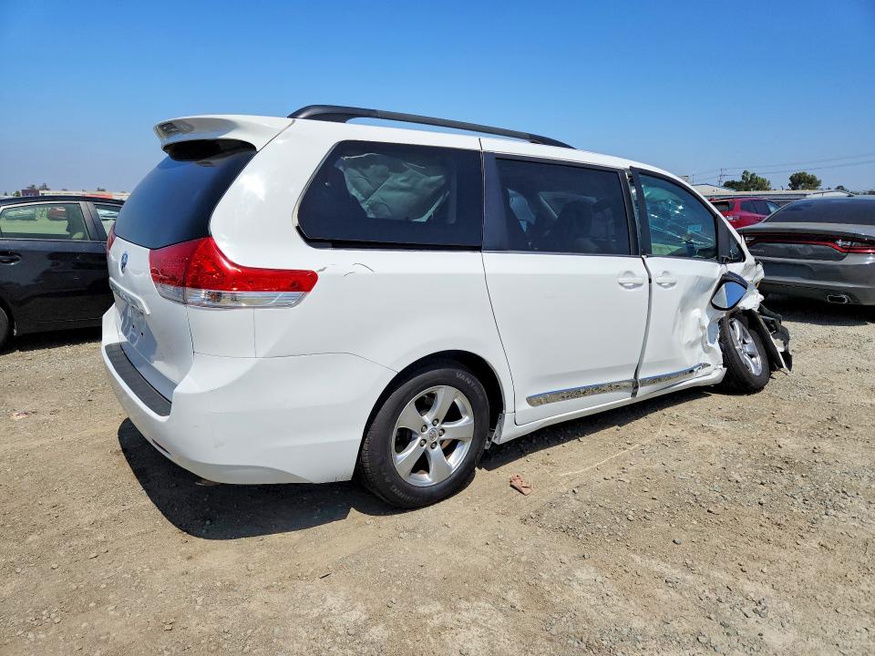 2013 Toyota Sienna VIN 5TDKK3DC7DS368512 COPART salvage auction — FRONT END, CA - SALVAGE CERTIFICATE, sold $775 on 2026-07-24 (photo 3)