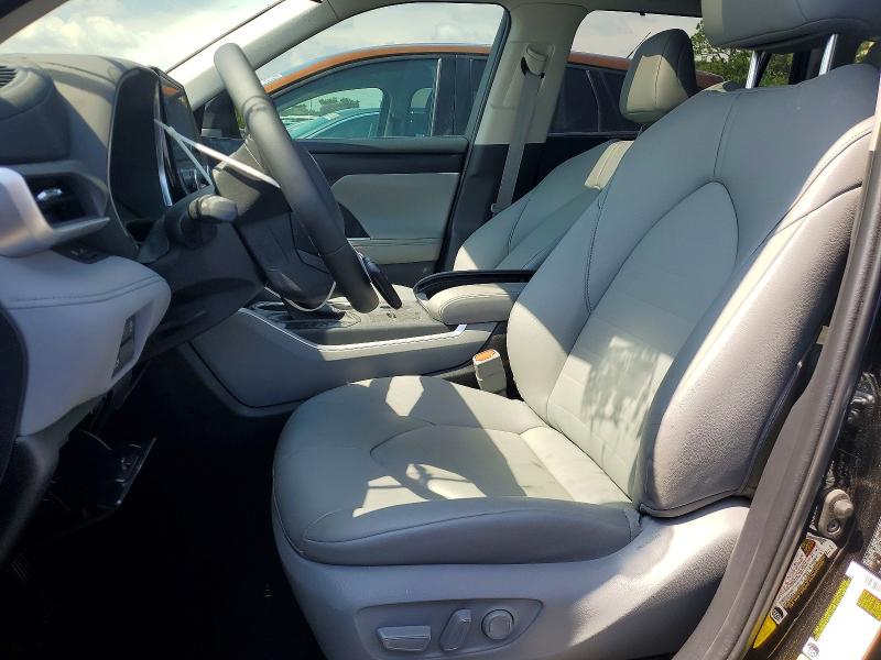 2025 Toyota Highlander VIN 5TDKDRAH4SS557578 COPART salvage auction — FRONT END, Fl - Certificate Of Title (P), sold $23,200 on 2026-07-30 (photo 7)